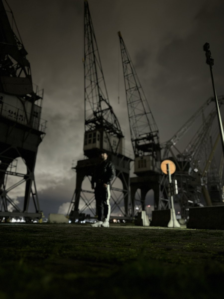 Totally original, never seen before crane 🏗️ photos taken at 3am with nobody else around. Fun times