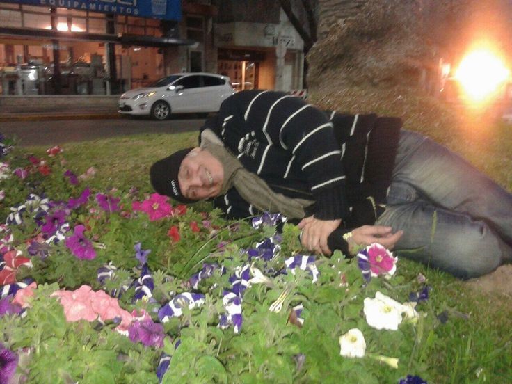 devouridee's tweet image. yo ese