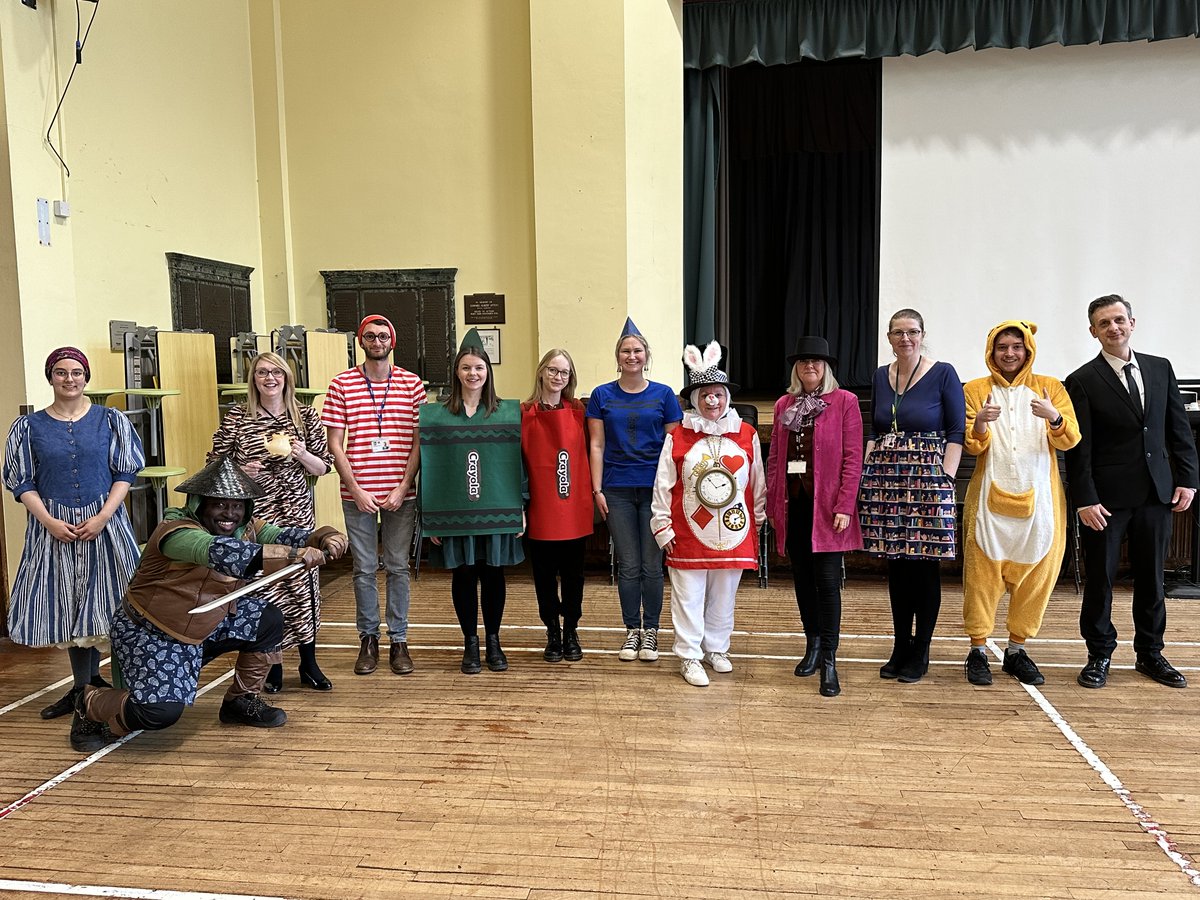 Thank you to all the staff at Abbot Beyne for embracing World Book Day 2024! English Teacher, Mrs Sullivan organised a great day for students, who read extracts of many books throughout the day! More photographs to follow! @Abbotbeyne @OnwardTogether @wbd2024