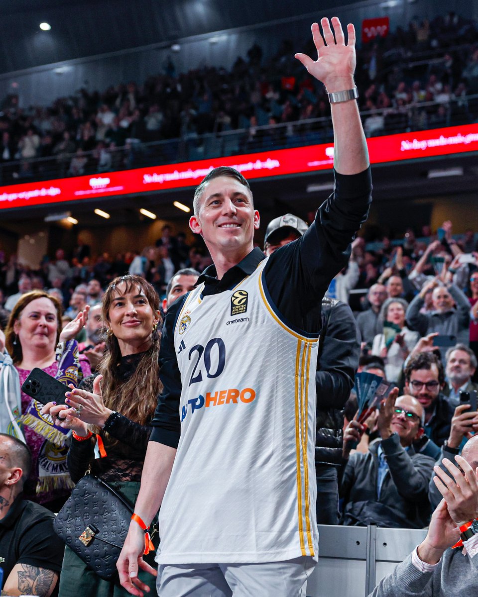 🤍 ¡Uno de los nuestros! 
🤩 Jaycee Carroll