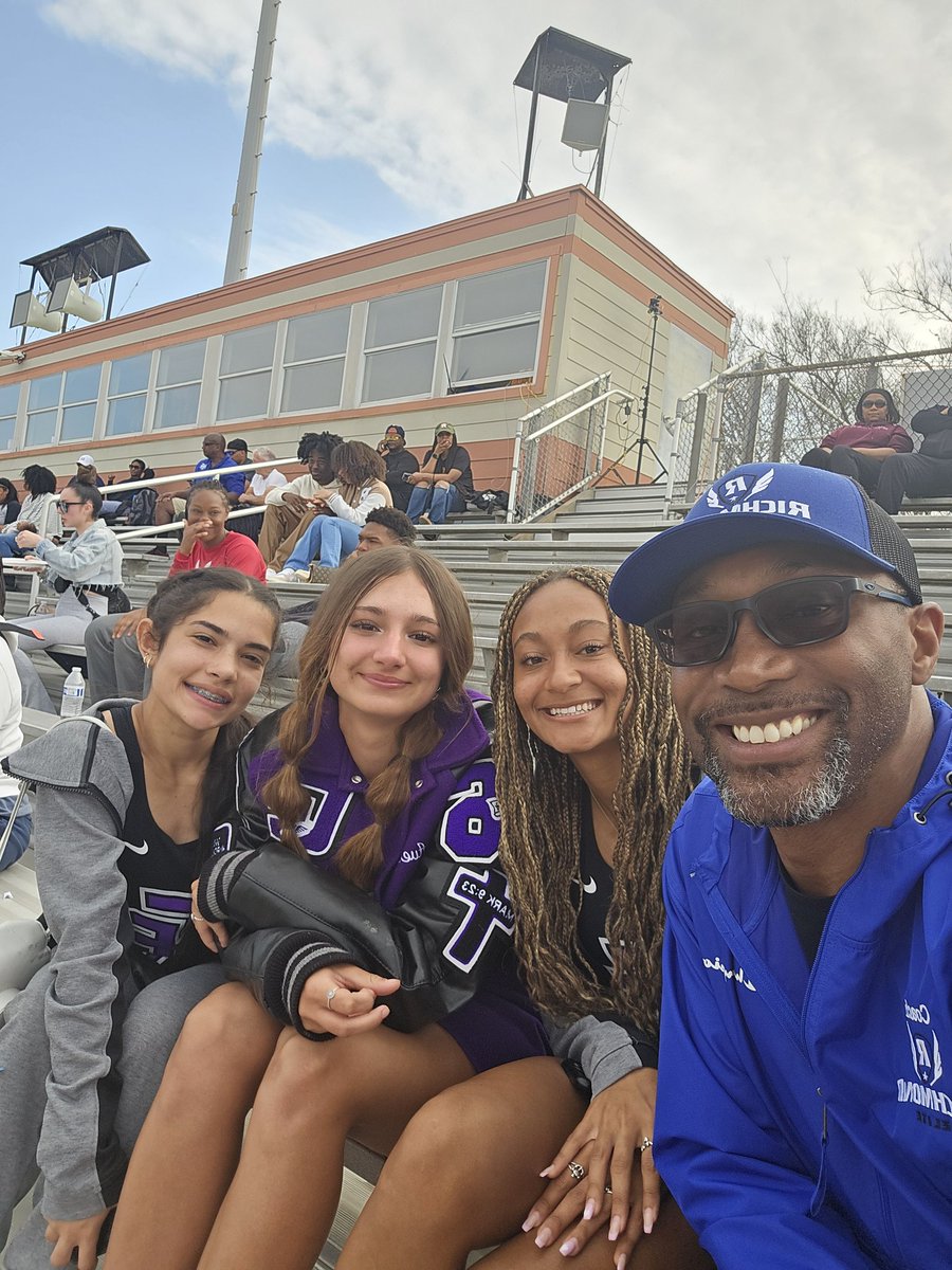 Last week's track meet @ Stafford HS. I had a chance to see several of our Richmond Elite athletes compete. #RichmondElite #ProudCoach #tracklife #trackfamily #HardWorkPaysOff