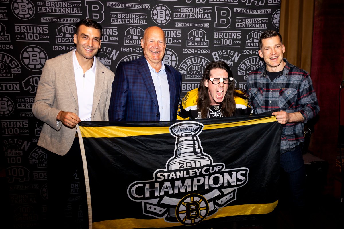 The memories were certainly Cued.

Episode 5 of #CueTheMemories, pres. by <a href="/CoorsBanquet/">Coors Banquet</a>, with Patrice Bergeron, Claude Julien, and Andrew Ference is available NOW!

📺: bit.ly/4a4Wdcm
🎧: bit.ly/48IvbX6