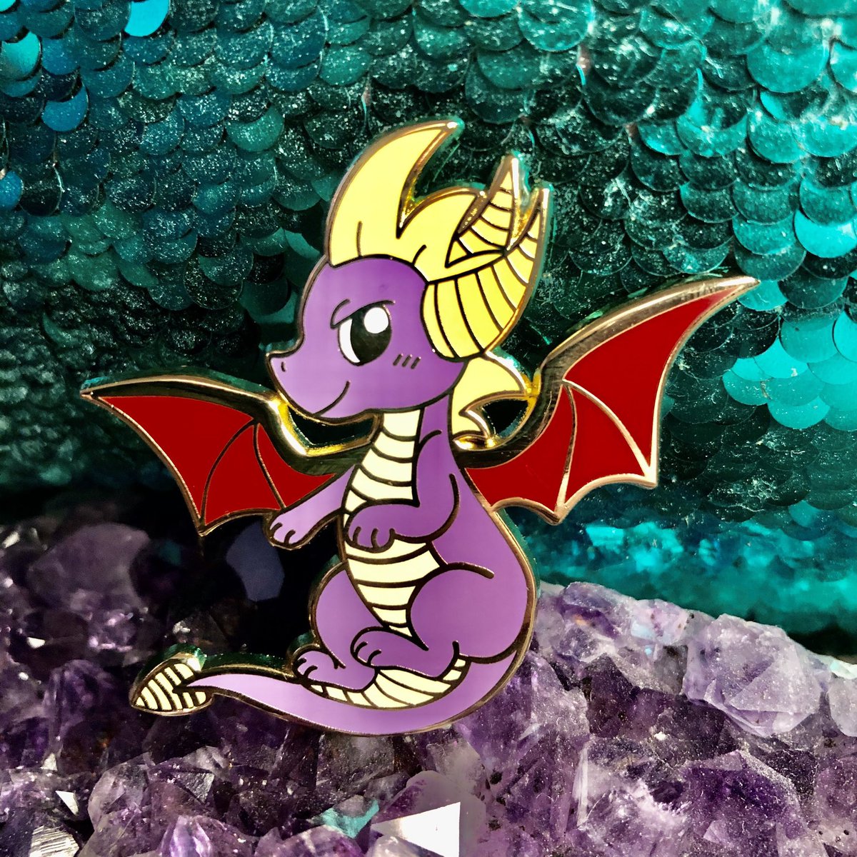 Scraleos's tweet image. Pins and stickers availible on my Etsy! Spyro and Cynder pins have been restocked, including my new Spyro portrait pin!
candydragonshoppe.etsy.com