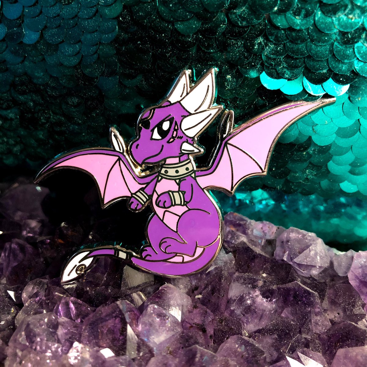 Scraleos's tweet image. Pins and stickers availible on my Etsy! Spyro and Cynder pins have been restocked, including my new Spyro portrait pin!
candydragonshoppe.etsy.com
