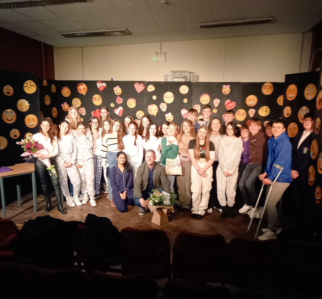 siobhanartlynch's tweet photo. What an amazing performance from all @FingalCC @MartinaDonnell6 @ddletb TY24 Drama students who performed Find A Partner to a full house under the amazing direction of their Drama teacher Mr O Loughlin @AbbeyTheatre #proud #yearhead #coordinator https://t.co/FIJMC30AQr