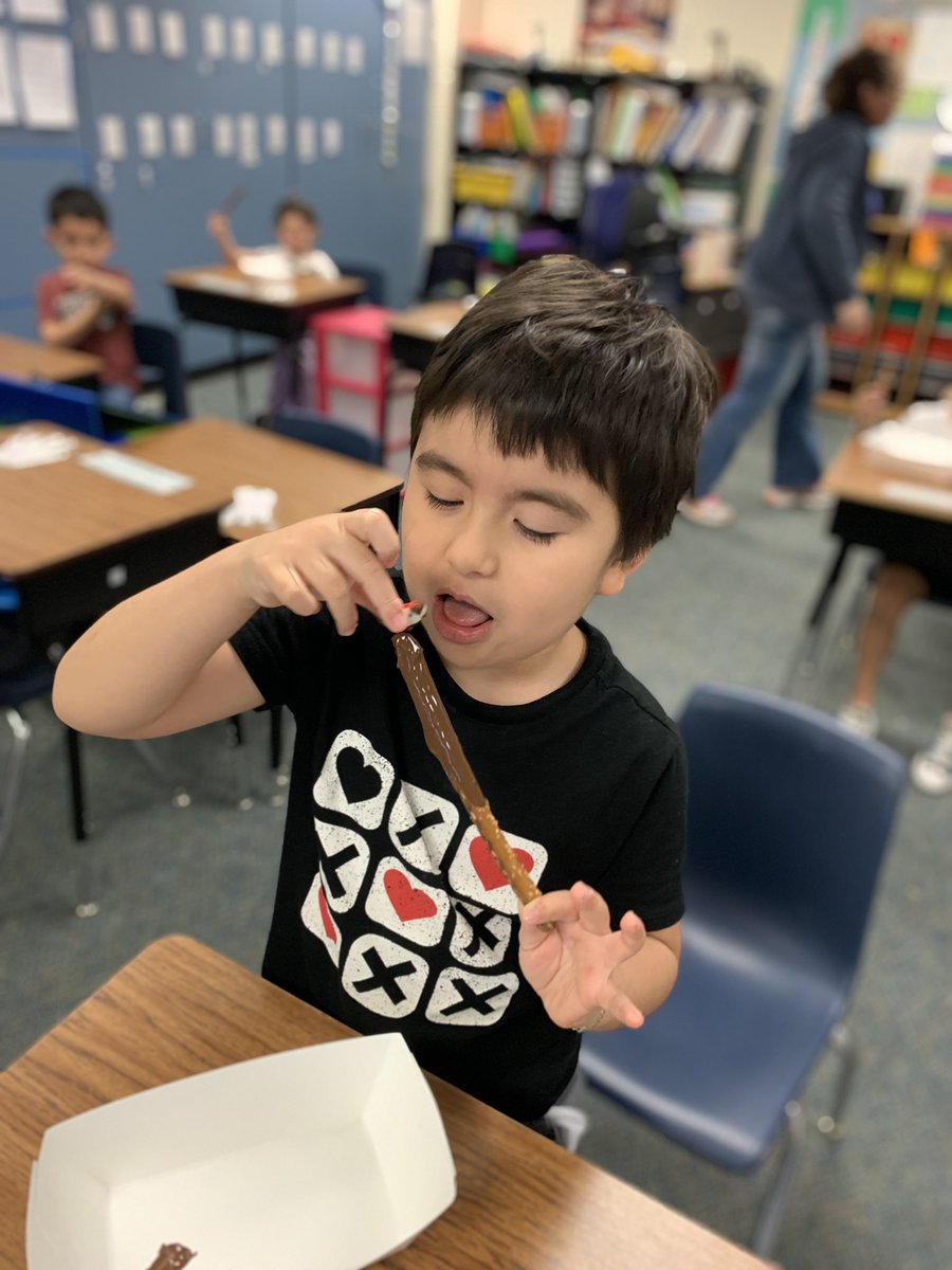 Everyone wanted the Bat and Baseball Snack ❤️so easy and tasty <a href="/uniquelearning/">a unique learning ex</a> @news2you <a href="/EppsIslandKISD/">Epps Island</a> @ACCESSKISD