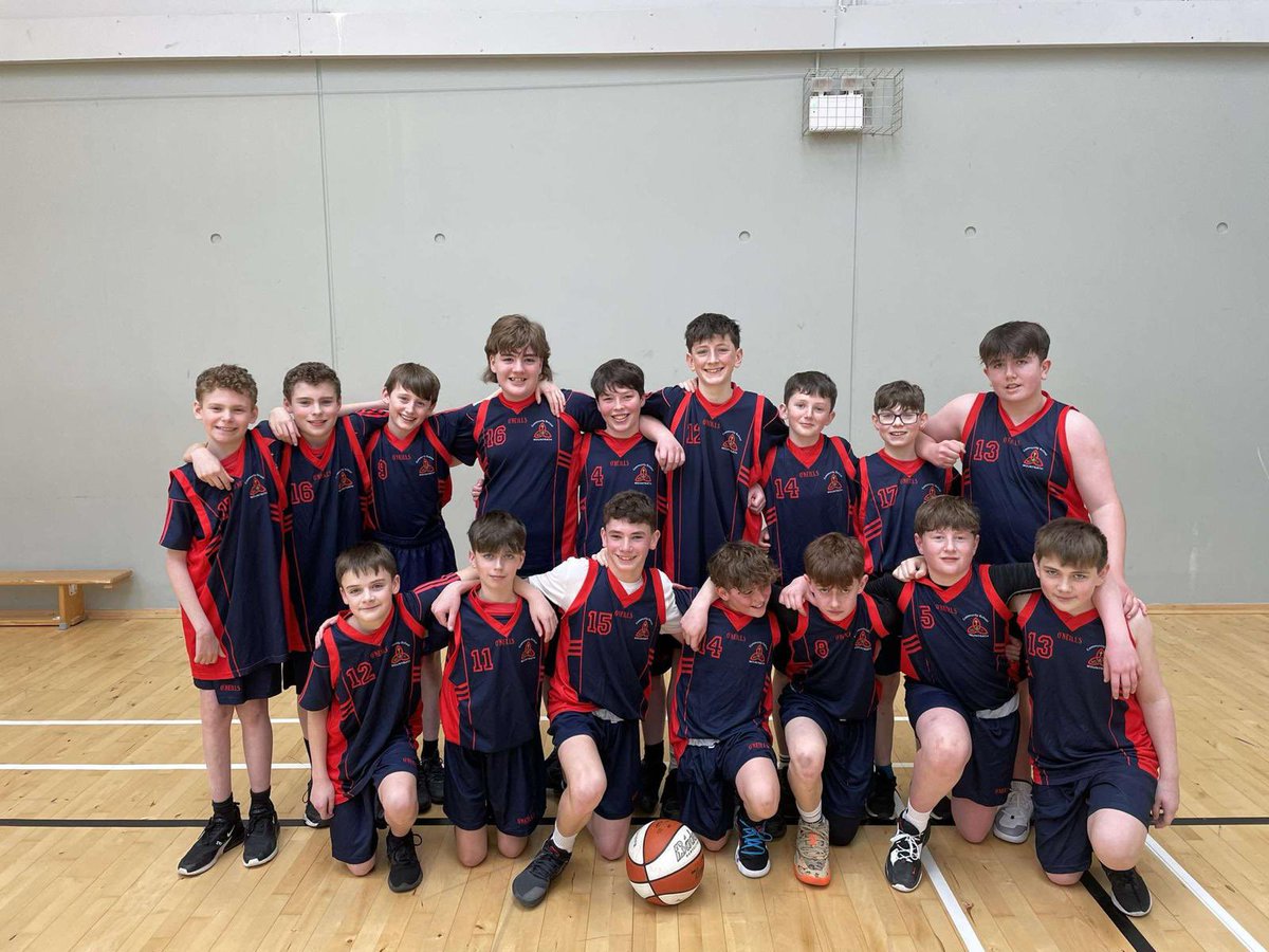 🏀1st Year Boys Basketball🏀 We are super proud of our 1st Year Boys Basketball team who reached the Midlands Semi-Final today ⛹🏼 The boys lost out today to a strong Athy team but played so well all year 👏🏼 Looking forward to big things from these boys in the years to come ⭐️