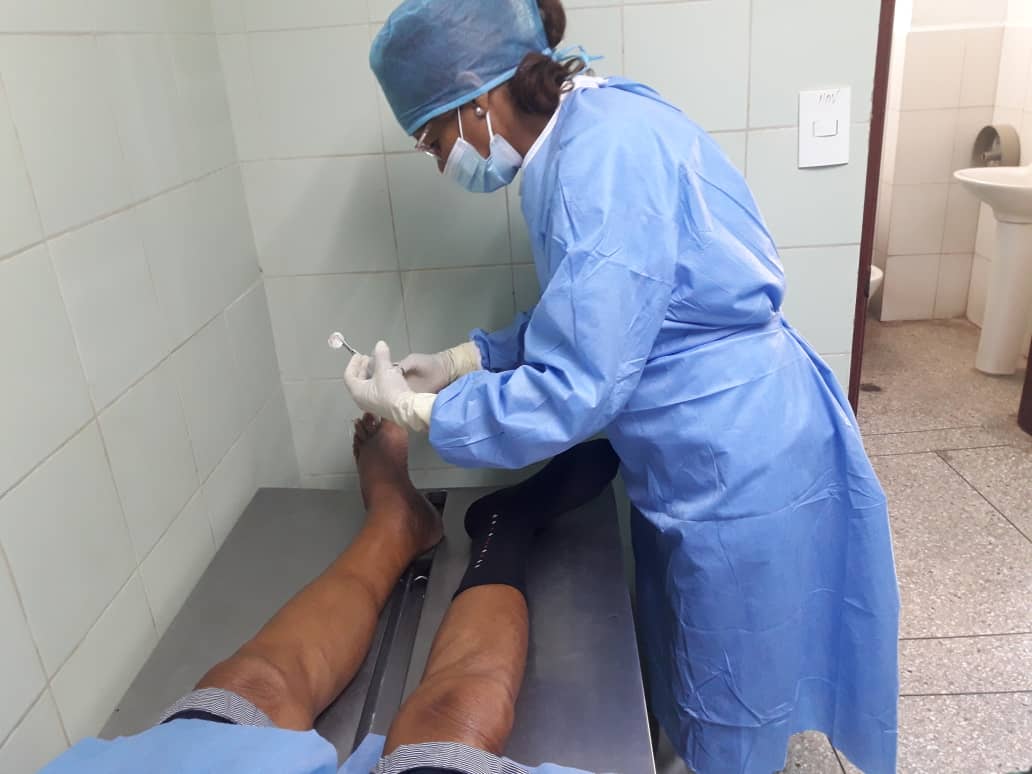 Tu vida mejora al hacer mejorar la vida de alguien más.
#MujeresQueHacenHistoria <a href="/cubacooperaven/">Brigada Médica Cubana en Venezuela</a> 
<a href="/MedicaEsparta/">Misión Medica Cubana Nueva Esparta</a>