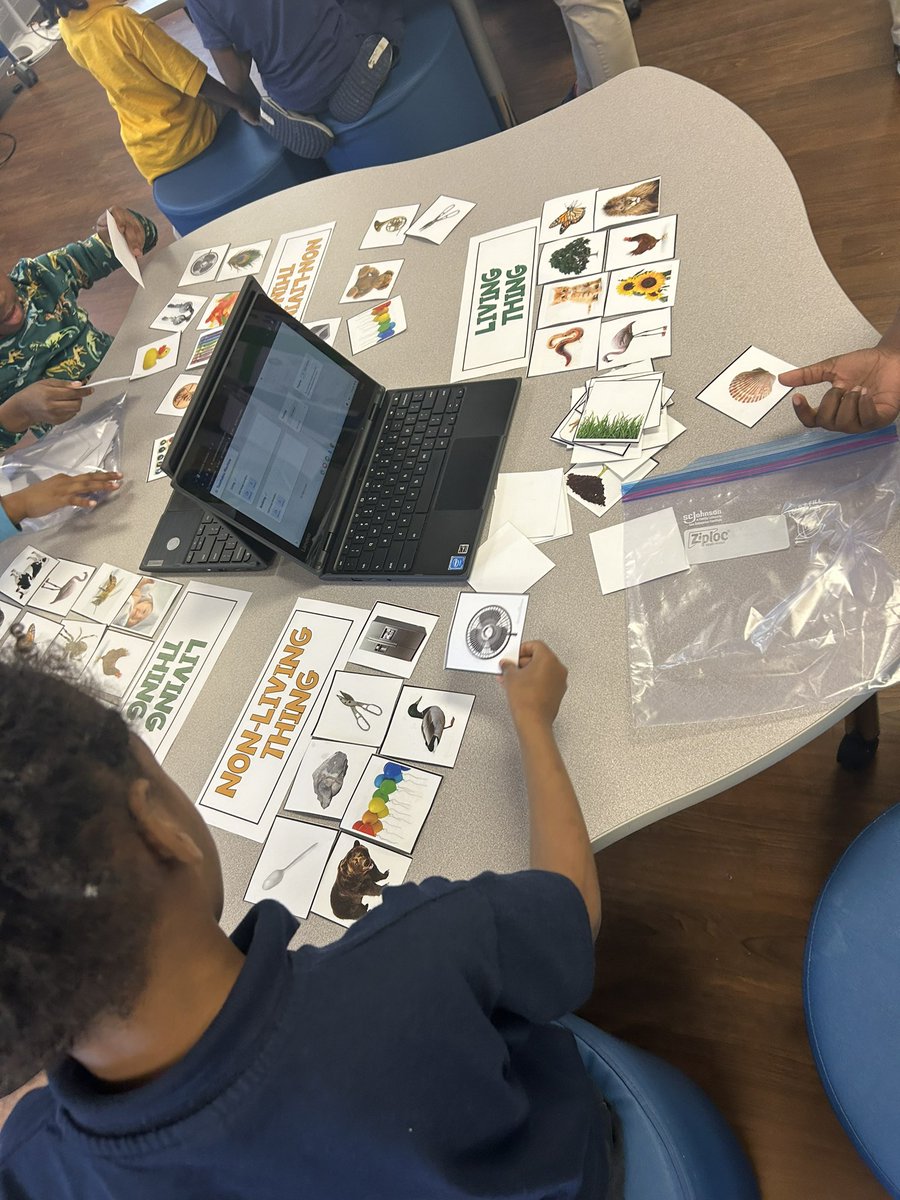 Jessica Holloway tweet media