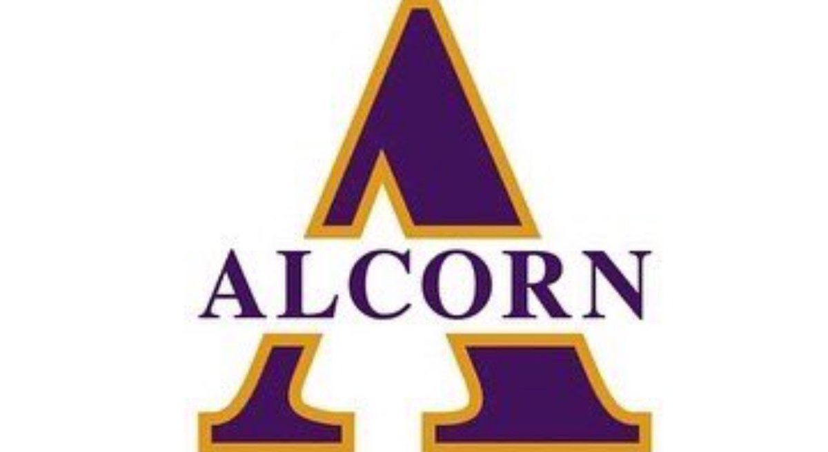 _iiamsupreme's tweet photo. I'm extremely blessed to receive my second HBCU offer from Alcorn State University 🟣🟡! @Taylor_DwayneJr @Coach_Davis15 @SidFor6 @ShedrickMckenz2 https://t.co/9EogJaYooJ