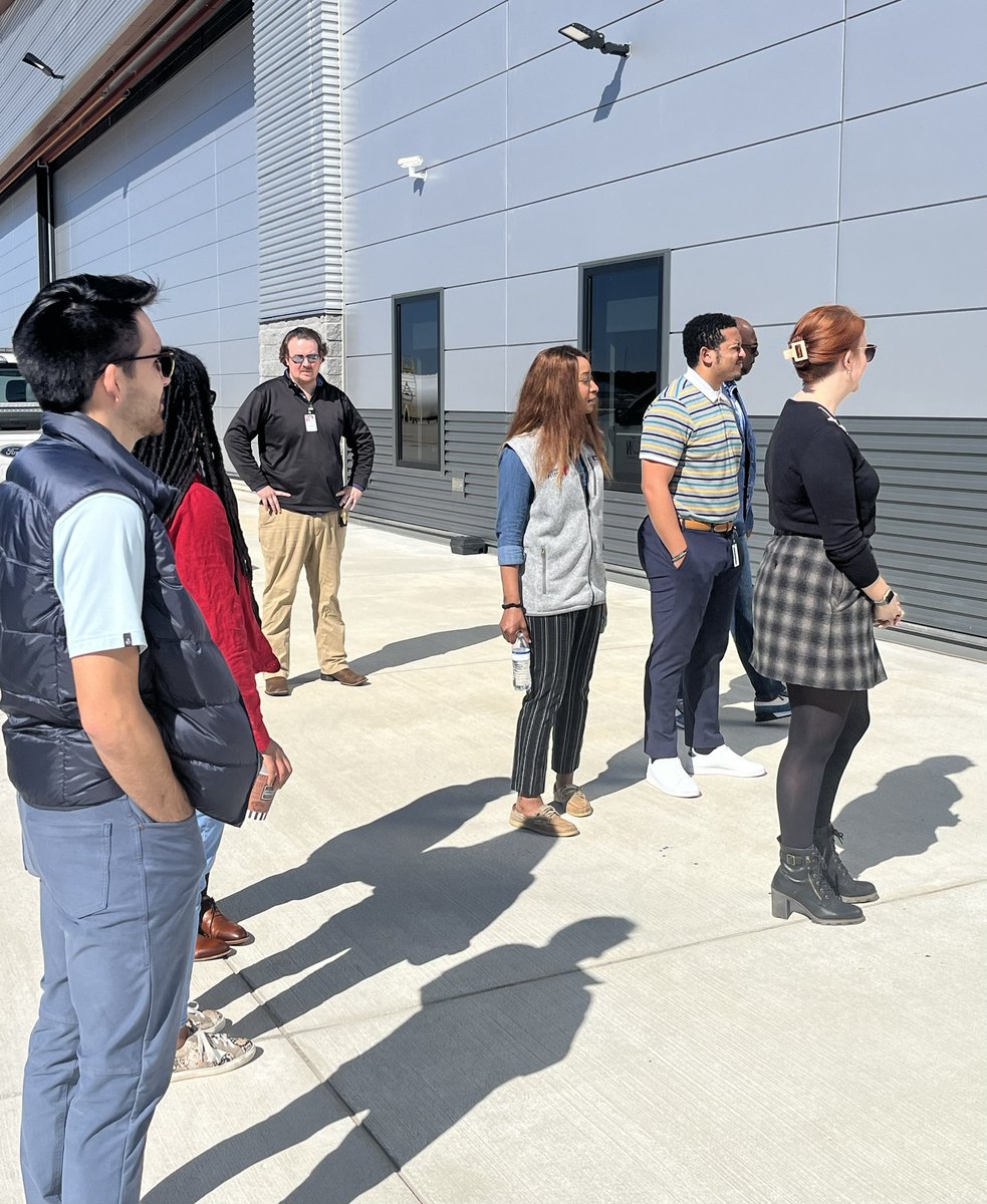 SelectFulton's tweet image. 📸 #VisualArchive | @FultonInfo Executive Airport + Select Fulton welcomed @atlchamber for an exclusive #FultonCounty Executive Airport Tour as apart of the Renew the District Initiative.

🔗 lnkd.in/ey9rqvZm #SelectFulton #RT