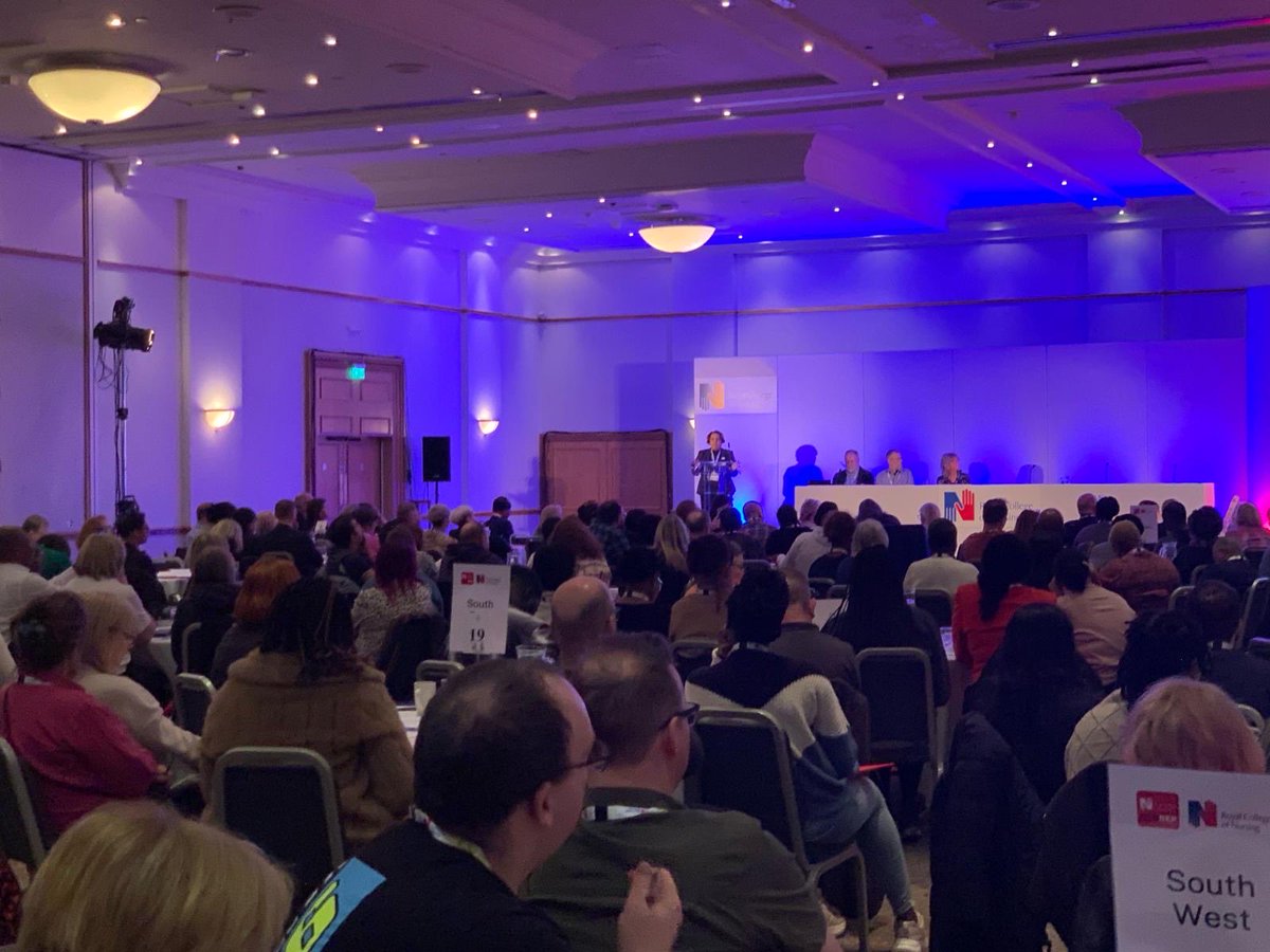 olgalwalters's tweet image. ⁦@theRCN⁩ CNO Nicola Ranger &amp;amp; Dr Jane Ball giving a clear understanding of what is safe staffing “Would you fly a plane without the correct number of flight attendants?” Why are #Wards not having the correct number of nurses on shift? ⁦@RCNSthBham⁩ ⁦@patcullen9⁩