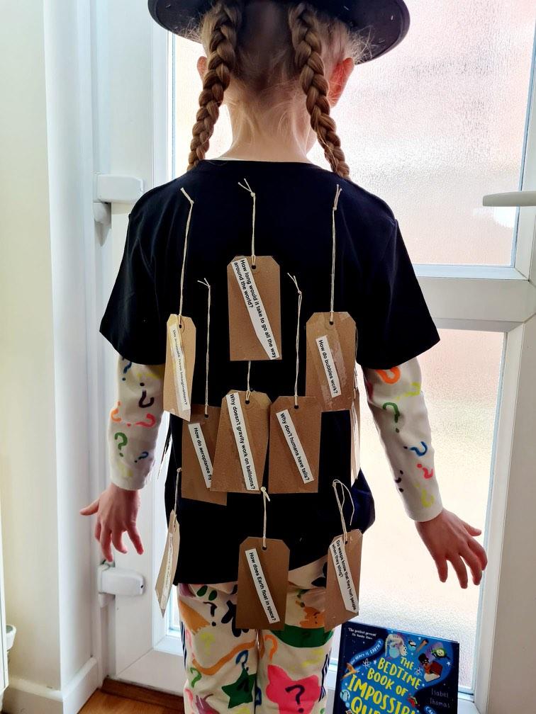 isabelwriting's tweet photo. L👀k at this AMAZING #ImpossibleQuestions costume, which won Emmie, 6, her school WBD prize! https://t.co/qByPy8oeHe