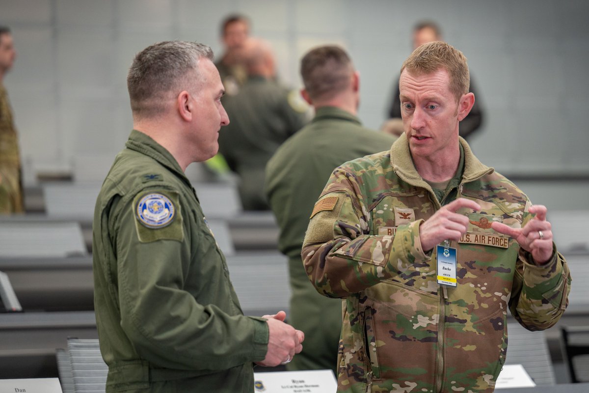 AirMobilityCmd's tweet photo. AMC hosted National Capital Region MAF action officers this week. These #MobilityWarriors serve AMC's mission at the Pentagon, advocating for our critical mission priorities. AMC & NCR officers worked together to find ways to promote MAF objectives among key decision makers. https://t.co/CBeKrDYEIX