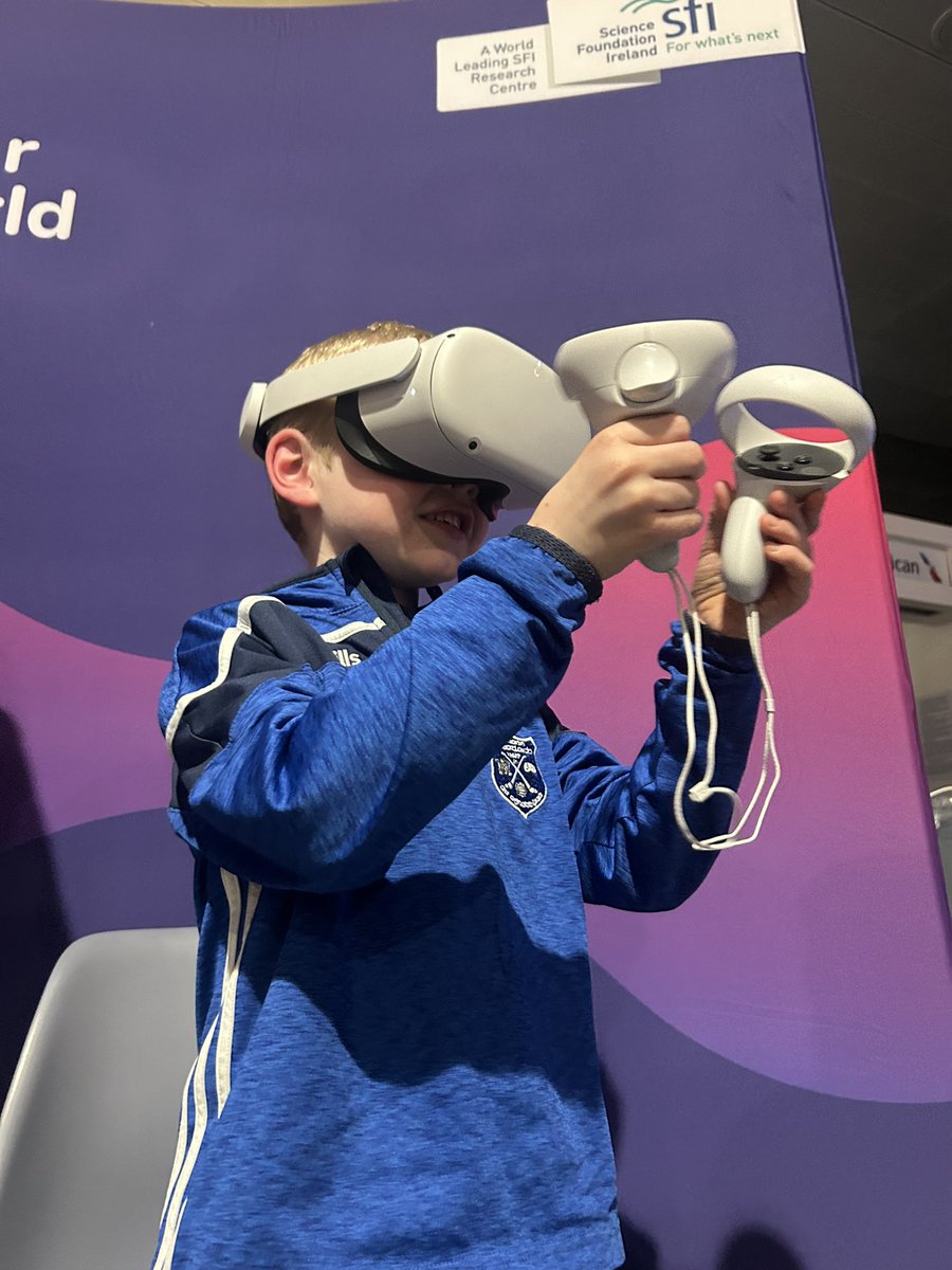 LeroCentre's tweet photo. Great turn out this evening. Thank you to all who came to see us and to everyone involved.
 #ExploringEngineering #VirtualReality #Software https://t.co/MaXBg61gol