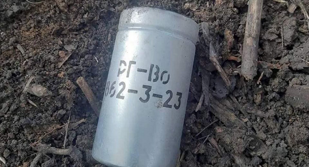 AFU Support Forces report that that in February Russia carried out 250 chemical attacks on Ukrainian positions that accounts for 1/4 of total cases recorded throughout the war (1068). In most cases RG-Vo gas grenades were used. Compared to older RGR grenades, RG-Vo uses much