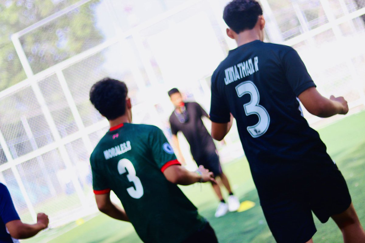 CesarGodoyNi's tweet photo. Desde el día uno de mi gestión hemos apoyado el deporte, transformado los espacios de sano esparcimiento e implementado más escuelas para nuestros jóvenes. ✅🏟️

¡La juventud es prioridad y la seguiremos apoyando! 🤩 https://t.co/9hGjlZo2IC