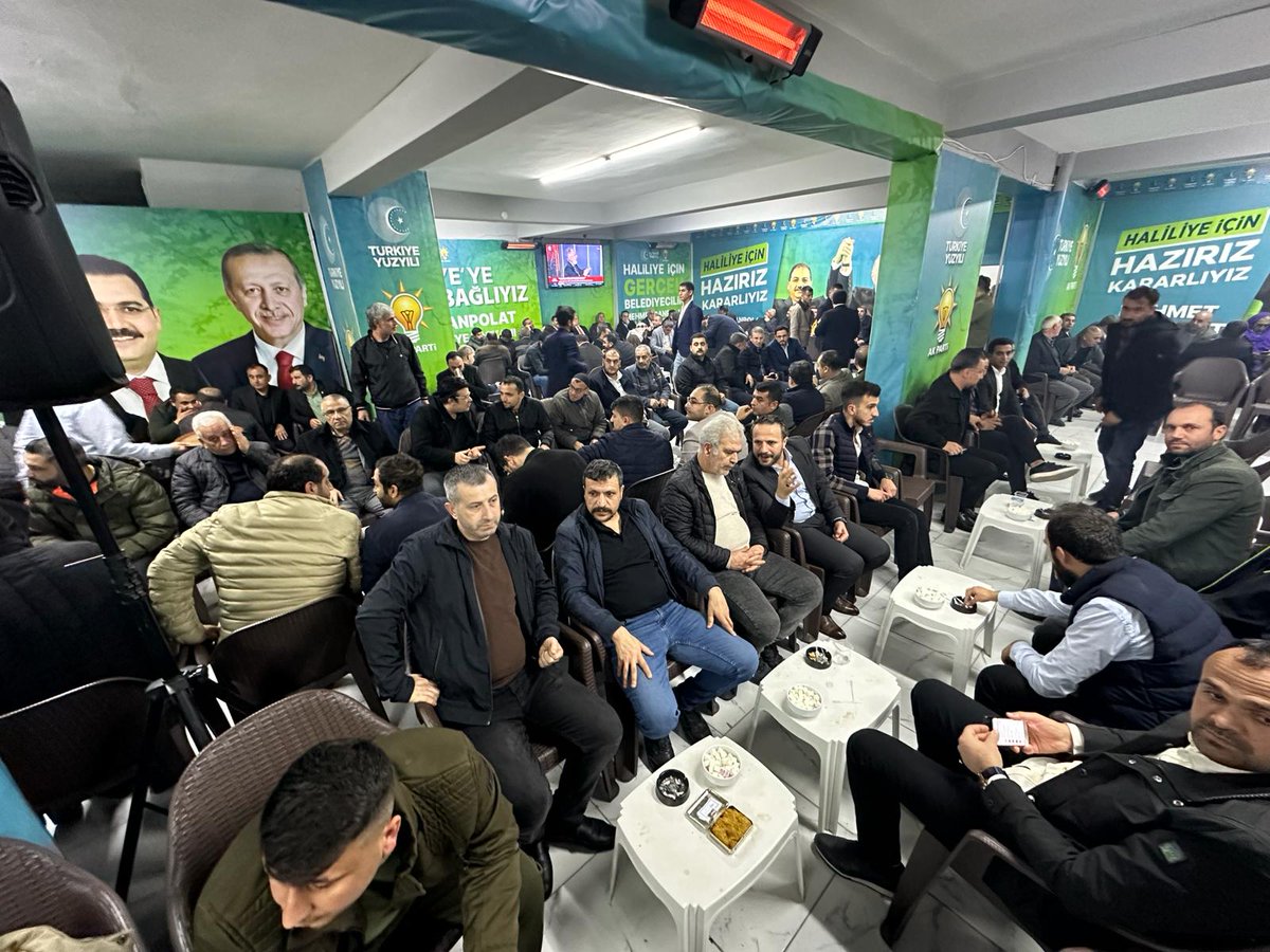 mcanpolatnet's tweet photo. Seçim İrtibat Ofisimizde, İlçe Başkanımız Sn. Mustafa Bağmancı ile birlikte kıymetli vatandaşlarımızla bir araya geldik.

Bizleri yalnız bırakmayan vatandaşlarımıza teşekkür ederim.

#GerçekBelediyecilik
#HazırızKararlıyız 

@mbagmanci63 https://t.co/zBADVA5U0P