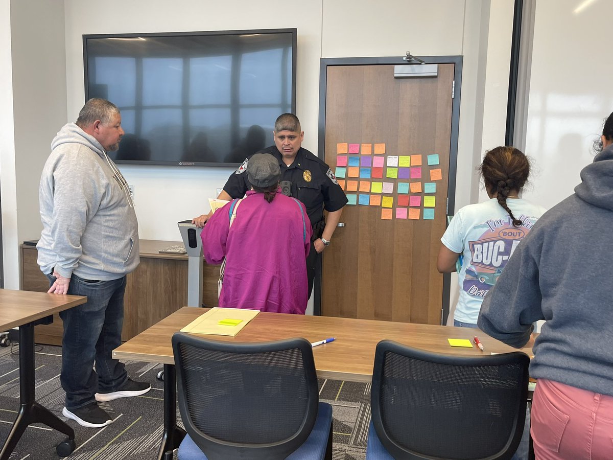 We had a full house at today’s parent meeting. Thank you to Mr. Tony Salas for sharing your powerful words with our Denton ISD families! ¡Mil gracias! Thank you for representing our spanish speaking community! <a href="/DENTONPD/">Denton Police Department</a> <a href="/dentonisd/">Denton ISD</a>
