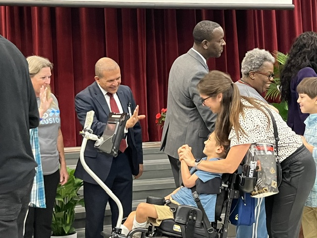 Congrats to all who won, & all who organized, @browardschools' 'Just Do It. I Did!' awards, honoring 304 exceptional students & peer buddies. There are no losers when we ALL embrace inclusion. Thanks to @ESEbroward & the wonderful educators who lift up our children #JustDoIt2024