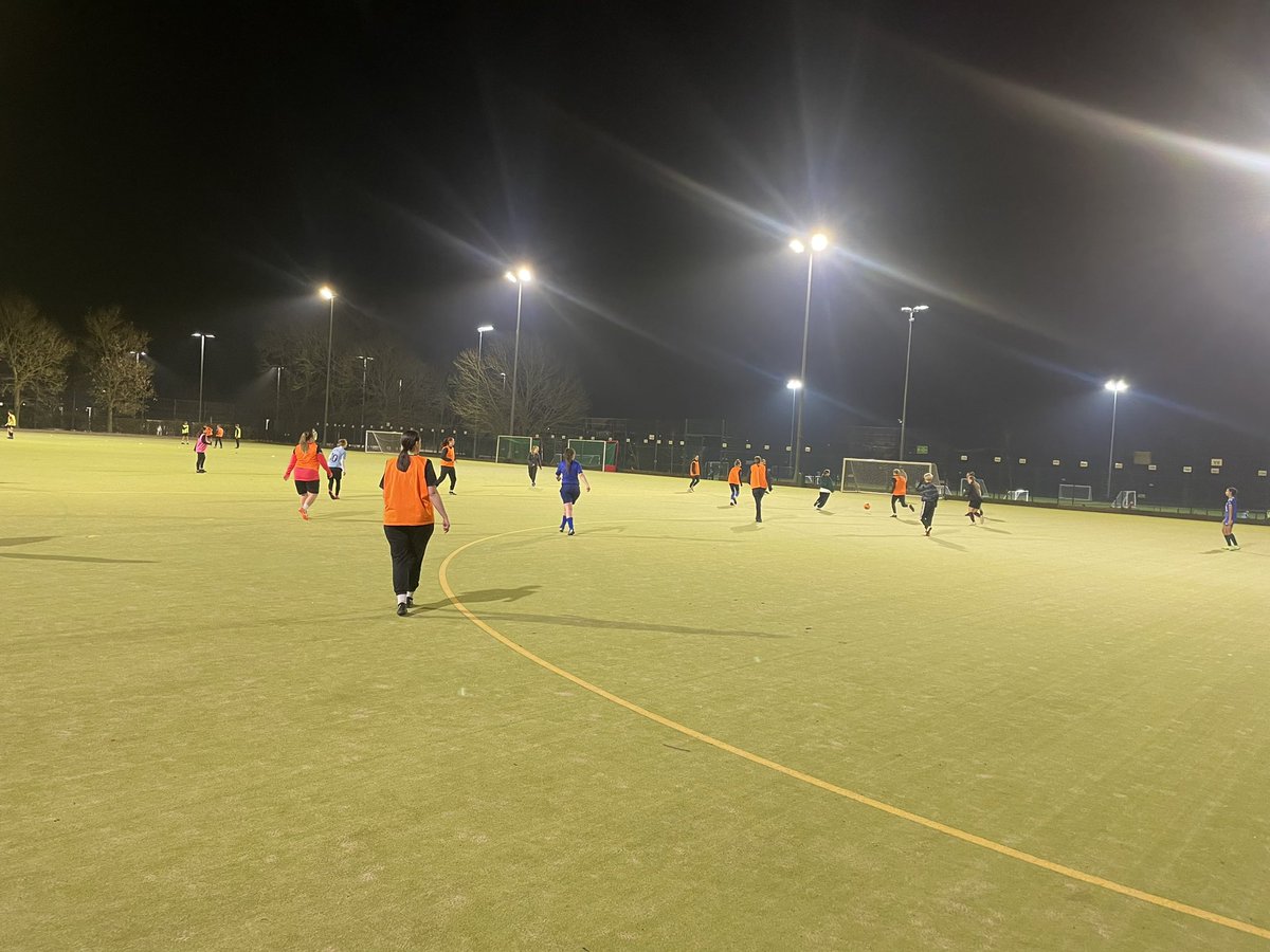 Lou Grocott tweet media