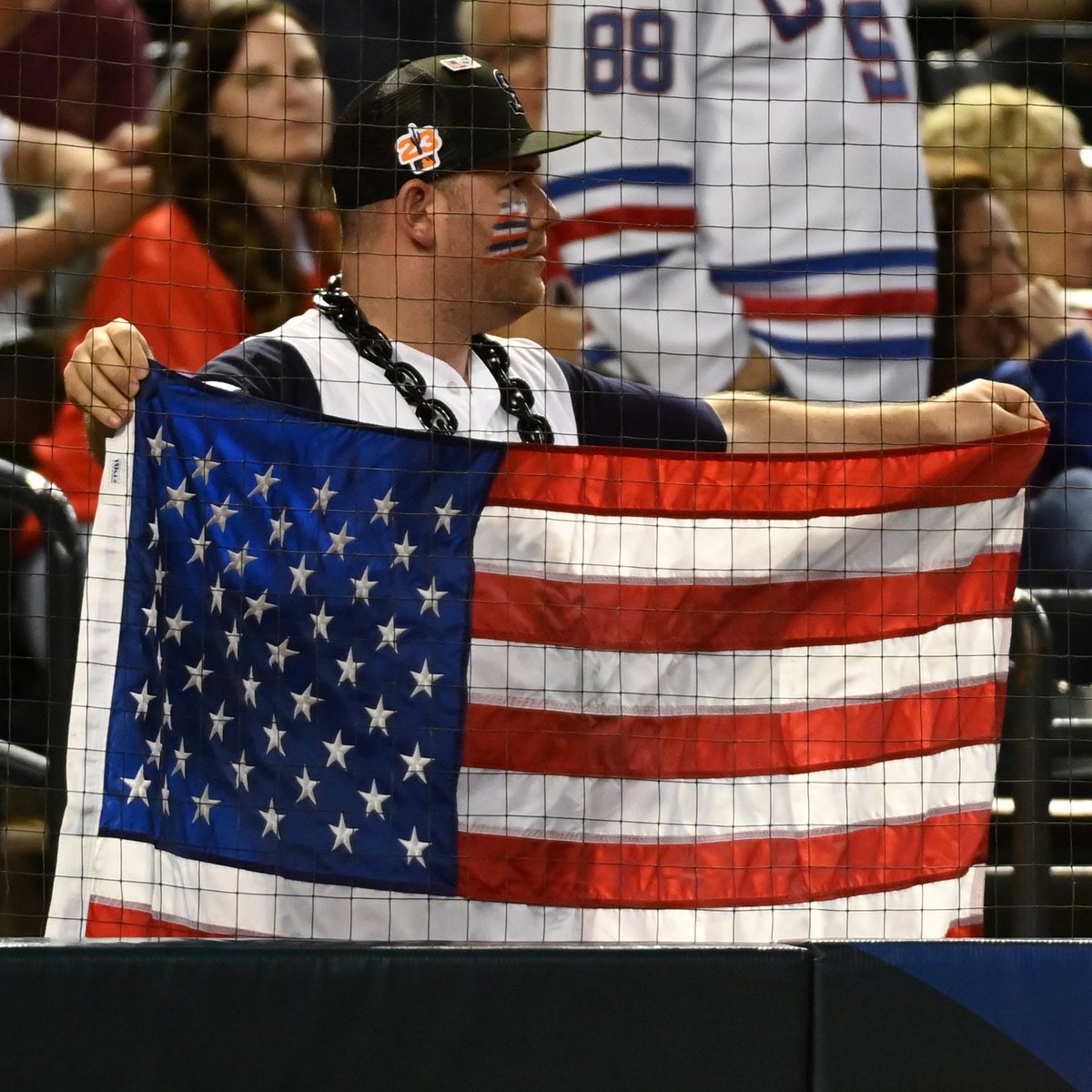 BRWalkoff's tweet photo. The Marlins will allow flags, drums, and all musical instruments into games at loanDepot Park this season, per @AndySlater https://t.co/Te85tDq88G