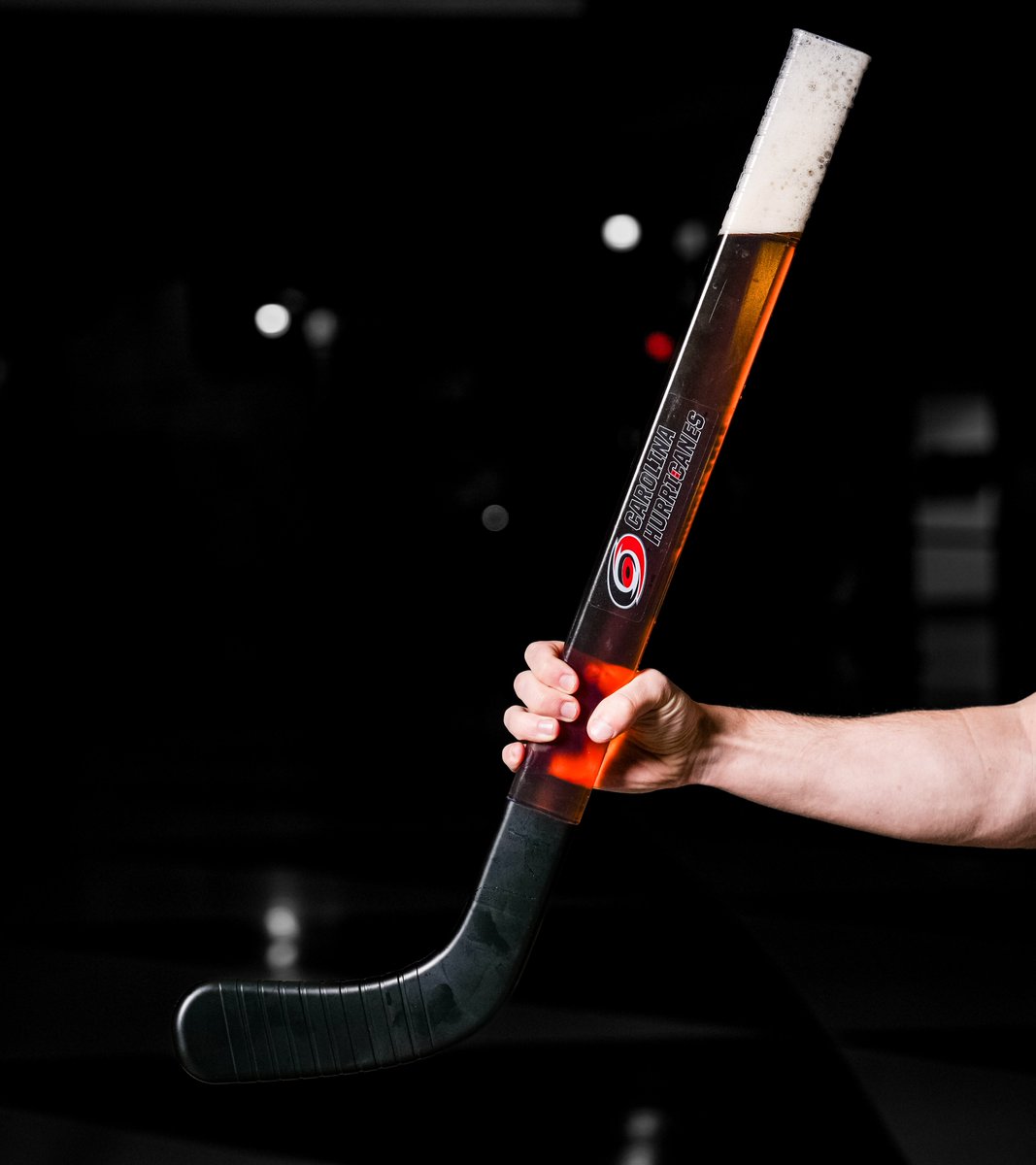 Canes's tweet image. It's beer stick szn 🍻

Get your favorite beer poured in a #Canes hockey stick at various draft bars and concession stands throughout @PNCArena!