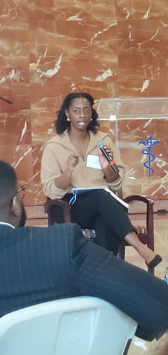 IRP_UW's tweet photo. Moderator @JenniRenRen @HHSGov and panelists Natalie Williams of @APHSA1, Annette Waters of @HHS_ASPE, @AllenforAPS of @NationalParents, Jacob Pinney-Johnson of National Center for Family &amp; Parent Leadership &amp; @Fnkzoo discuss community, federal, and state research priorities 1/2 https://t.co/Ri7J6PJMPQ