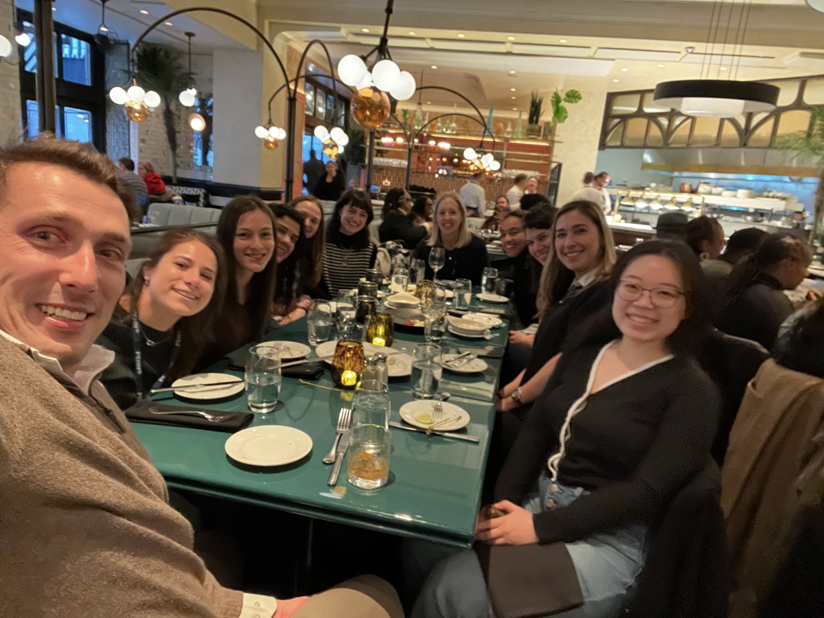 EDENLabUPenn's tweet image. Last week, we were lucky enough to be visited our lovely @base_lab_bu collaborators, who were in town for #easternpsychologicalassociation conference! Was so fun for so many members of our teams to finally meet in person and catch up on all things science 🤩