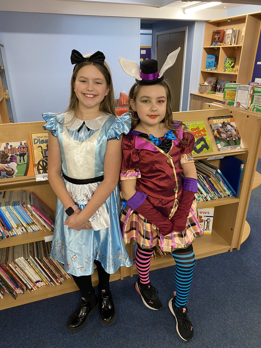 Mrs_E_Naylor's tweet photo. Class 11 - amazing costumes! @RedscopeSchool @MrsCobley11 https://t.co/ix1SYW2pM3