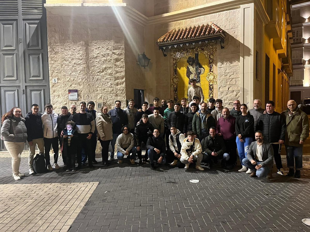 HdadSalutacion's tweet image. #TRONOS 🔔 🔨 | Segundo ensayo de trono de María Stma. del Patrocinio, Reina de los Cielos.

17 días para un gran Domingo de Ramos. 

#CofradíasMLG #SalutacionyPatrocinio