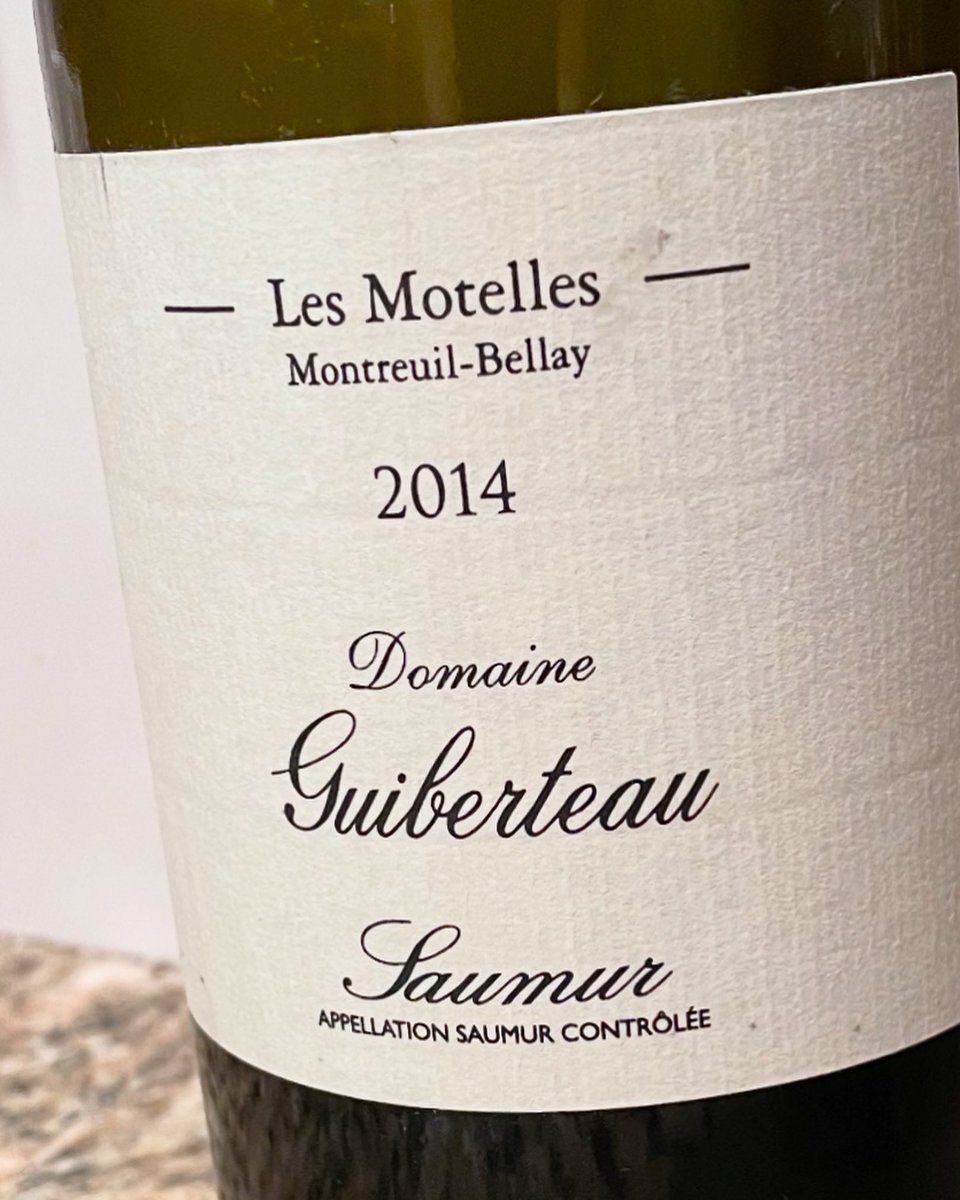 chriswinedoctor's tweet photo. Time to check in on another 2014. Les Motelles, from Romain Guiberteau. #saumur #guiberteau #domaineguiberteau #romainguiberteau #cabernetfranc #loire #loirewine https://t.co/i3wopth0Jm