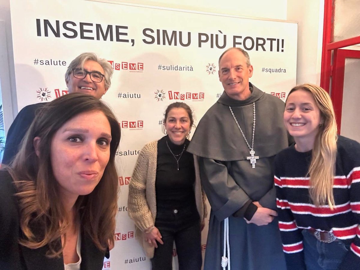 Chaleureuse visite de notre évêque le cardinal Bustillo chez l’association Inseme, où l’engagement envers autrui se vit pleinement. #dioceseajaccio #inseme #cardinalbustillo #humanité #corsica #solidarité