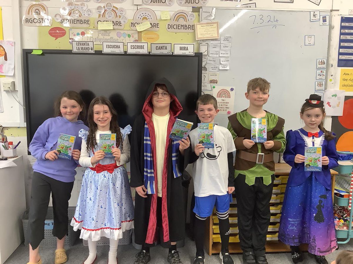 Lovely to see our children taking home one of this year’s @WorldBookDayUK titles to continue their reading journey at home. Thanks to @teacher_books for providing us with the books this year #raeburnreadingforpleasure