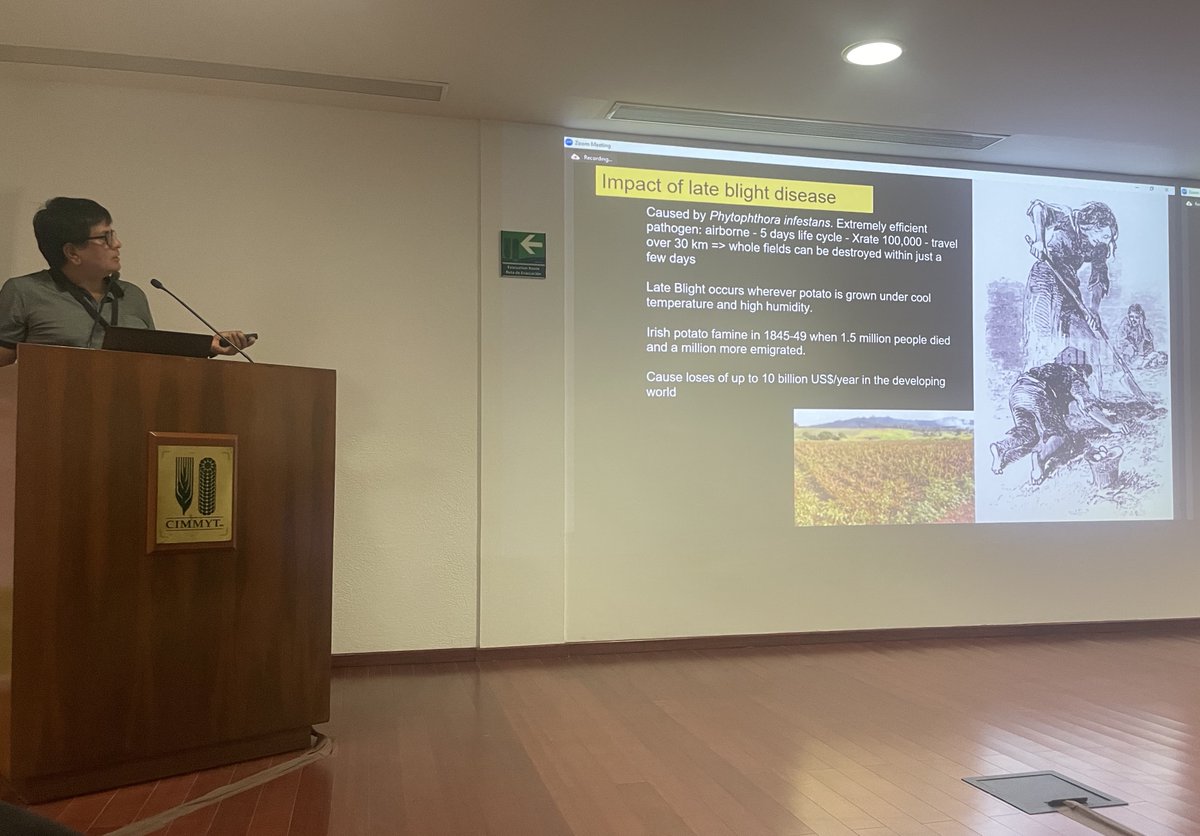 CeesHof@DANSKNAW (@ceesh_dans) on Twitter photo At #Dataverse2024 Juarez Henry from <a href="/Cipotato/">International Potato Center</a> shows the connection between data, <a href="/Dataverse/">Ownership Labs | Building #Dataverse</a> and securing our food/potato resources and fighting blight disease. Next to the work of our <a href="/CIMMYT/">CIMMYT</a> host, another nice example of the importance of well managed data for food security.... At #Dataverse2024 Juarez Henry from <a href="/Cipotato/">International Potato Center</a> shows the connection between data, <a href="/Dataverse/">Ownership Labs | Building #Dataverse</a> and securing our food/potato resources and fighting blight disease. Next to the work of our <a href="/CIMMYT/">CIMMYT</a> host, another nice example of the importance of well managed data for food security....