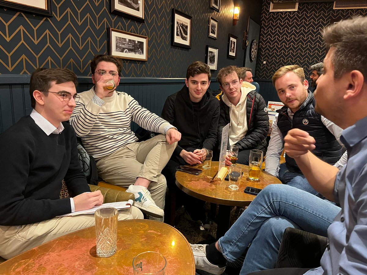 christophedany1's tweet photo. Les jeunes @horizons_reims débattent ce soir.
"Les territoires feront la transition écologique"
Des idées très intéressantes, des échanges venant de notre jeunesse. https://t.co/GzNsNz2yGd