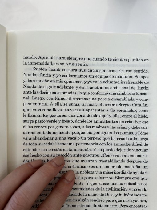 “Aprendí para siempre que cuando te sientes perdido en la inmensidad, es sólo un sentir”. La Sociedad