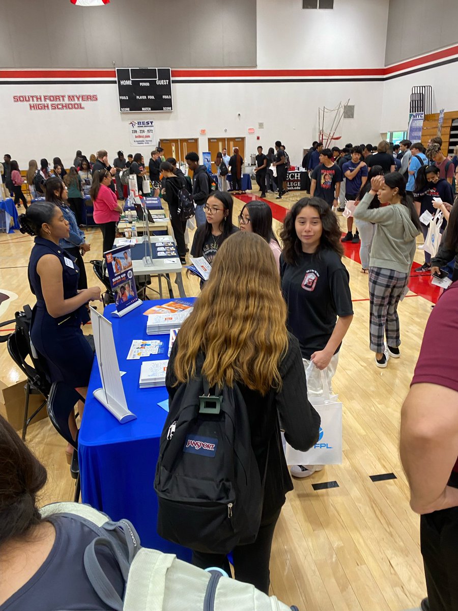 The college fair was a great success today! Thank you to all the representatives who worked with our students. #TeamSouth #collegefair2024