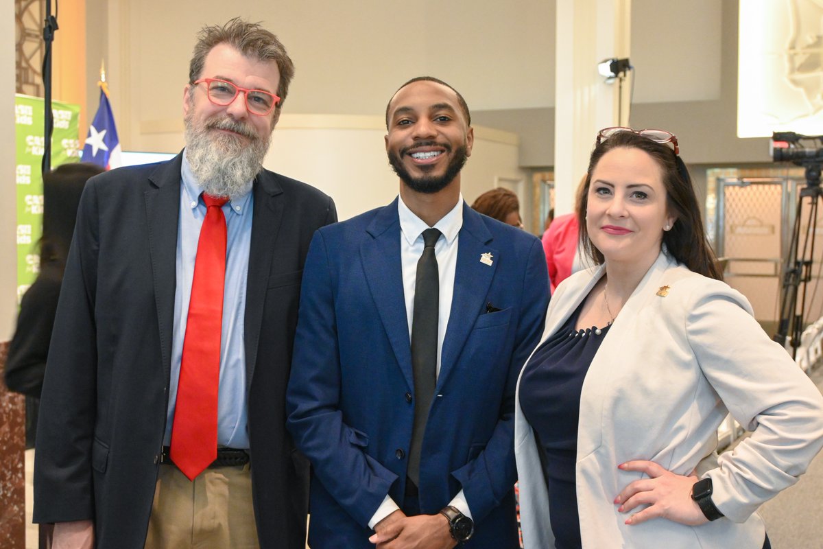 HCDEtx's tweet photo. @HCDE_CASE and @HoustonTX celebrated their 10-year journey with the City Connections grant project, empowering afterschool programs across all 11 council districts. They marked the occasion by proclaiming March 7, 2024, as CASE for Kids Day! 🌟 #afterschooliscool #SeeTheImpact https://t.co/YNBoTsQlZs