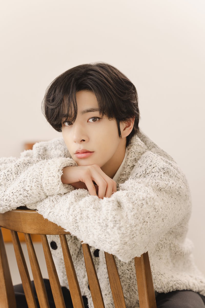 #ENHYPEN JAKE shares how he lost and found himself on the road to global fame. The star talks growing up in Australia, becoming an idol, and finding himself inside the K-Pop universe. Read more at bit.ly/3wMXfeE @ENHYPEN