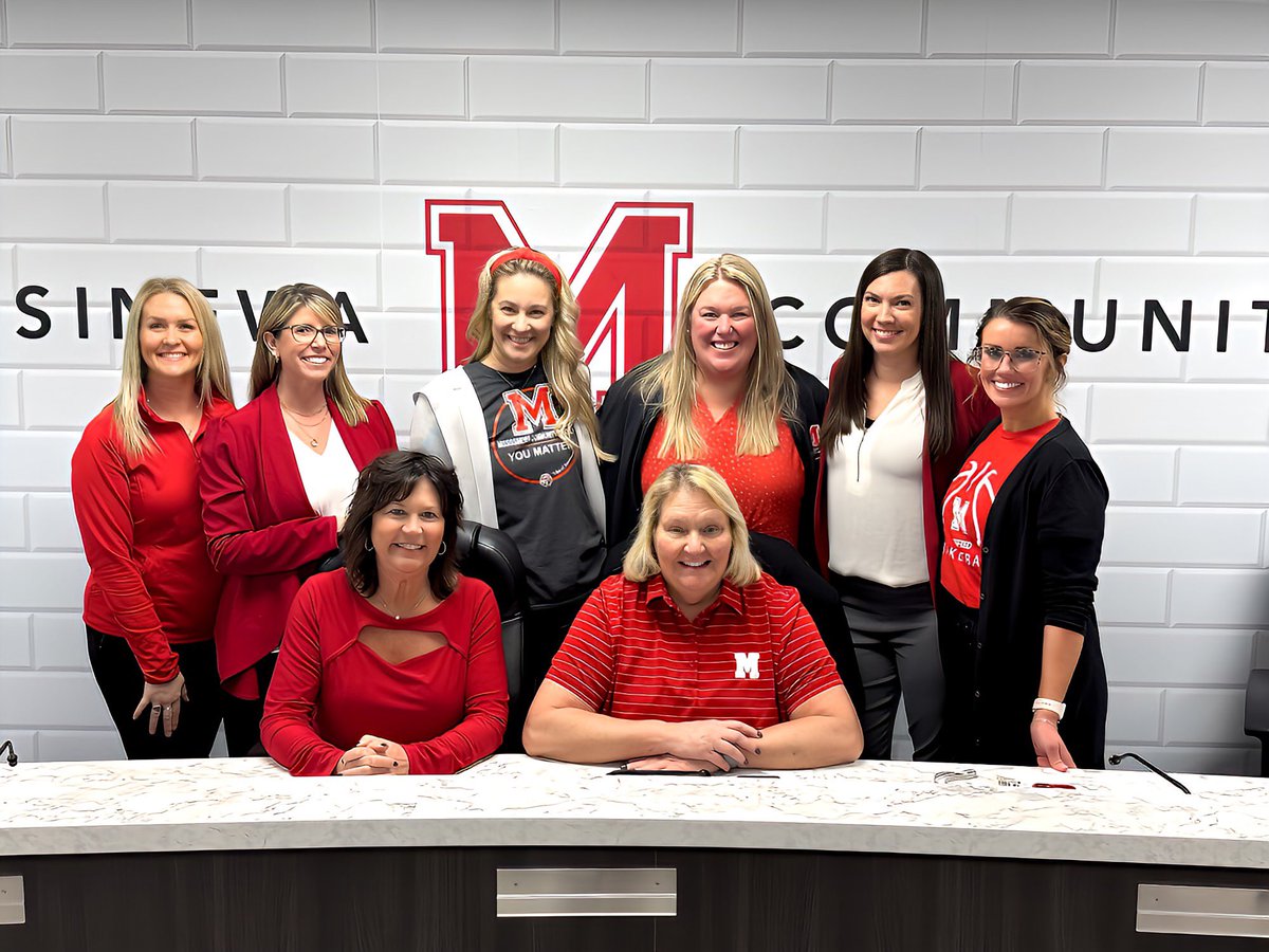 lezliewinterMCS's tweet photo. In honor of #womenhistorymonth, I want to recognize the incredible women administrators @MCSCSchools! Their passion for education is evident in their work &amp; relationships with students and staff. 

Thank you for your leadership and dedication to education.  #leadership https://t.co/ysjsOnCj1G