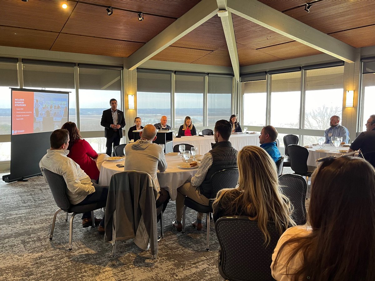 AJansa's tweet image. Thank you to the @johnstonchamber and Johnston Economic Development Corp for hosting the @DSMpartnership team for a Partnership 101 presentation and opportunity to connect with your Members! #regionalism #DSMUSA