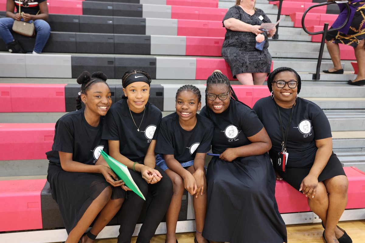 Volusia County Schools tweet media
