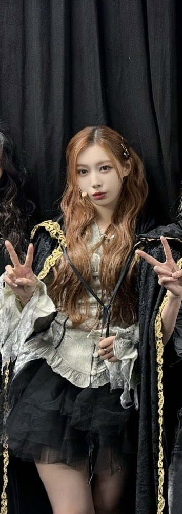 미모작살🔥
천사강림😇
조각미녀🐱
사랑동이❤️