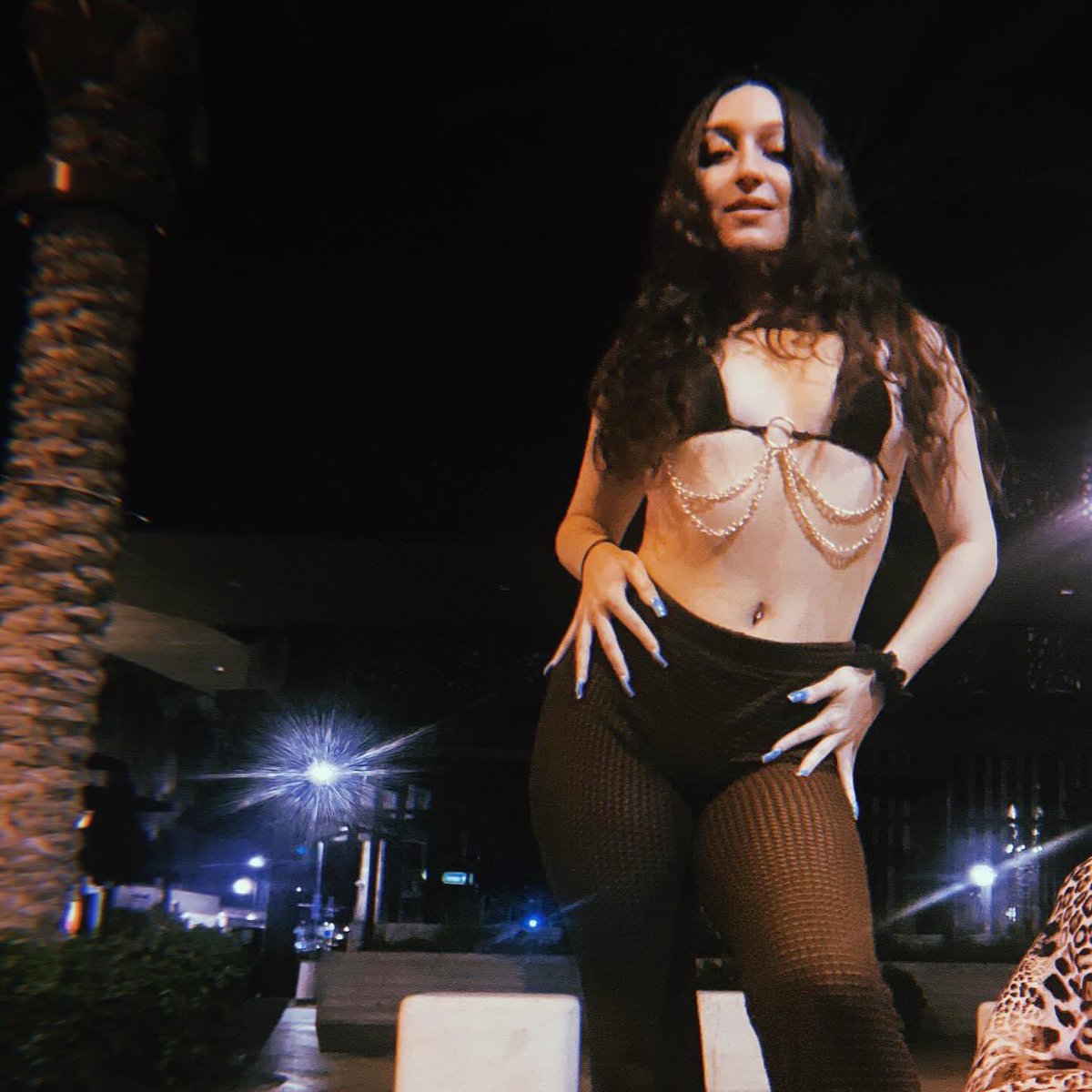 juliababy951's tweet photo. 😘😘 in love with myself 
#hotmom #milf #taboo #young #stripper #exoticbabe #natural #petite #sexy #slutty #horny https://t.co/MrrAkBox85