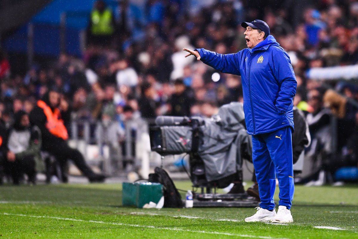 LactuOM_'s tweet photo. L’homme que Pep Guardiola pense être 
#TeamOM https://t.co/vDxu9KXYJl