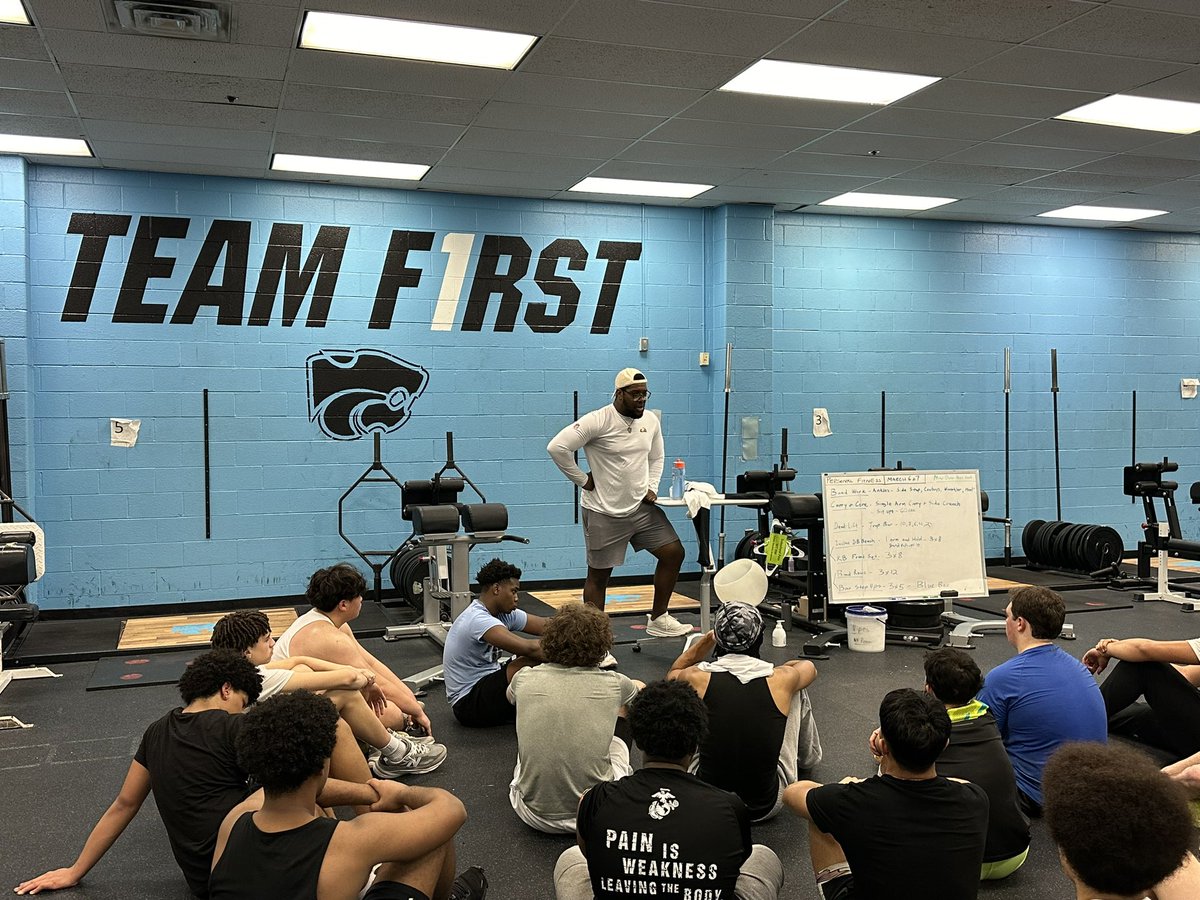 Thank you <a href="/TurnerKobie/">Kobie Turner</a> for coming back and speaking at workouts today!