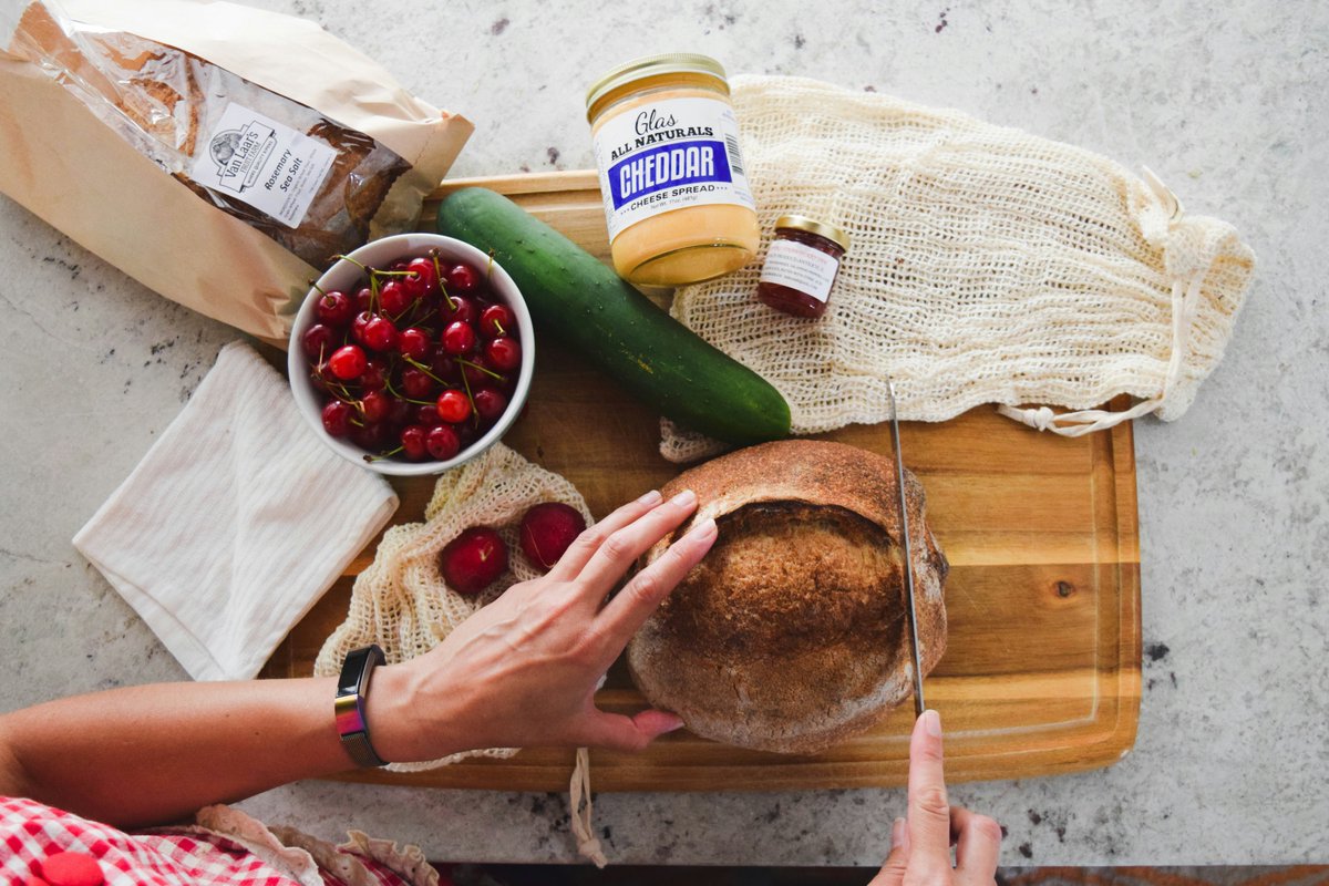 dumplingUS's tweet photo. What sets your rentals apart from others?

Let pre-arrival fridge stocking &amp; grocery delivery be one of the amenities that sets you apart from your competition 🙌🏽

With Dumpling you can offer a branded grocery experience without having to life a finger! https://t.co/p7cYD4wnOT