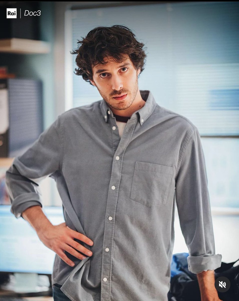 Martina dice “ciao”

Riccardo:

<a href="/pierspollon/">Pierpaolo Spollon</a> 
#Spollondì