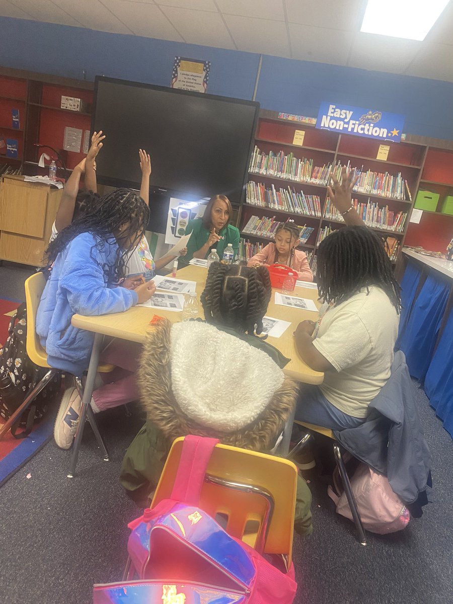 machen_fes's tweet photo. The Marvelous Machen Misses love having Dr. Banks-Gray come and teach about dinner etiquette and meeting new people #WeAreHCS #MachenMustang https://t.co/OnySz7URSp